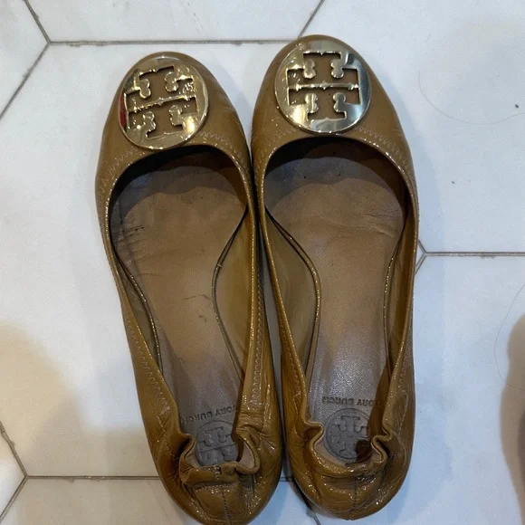 Tory Burch Women's Olive Loafers - Picture 2 of 5